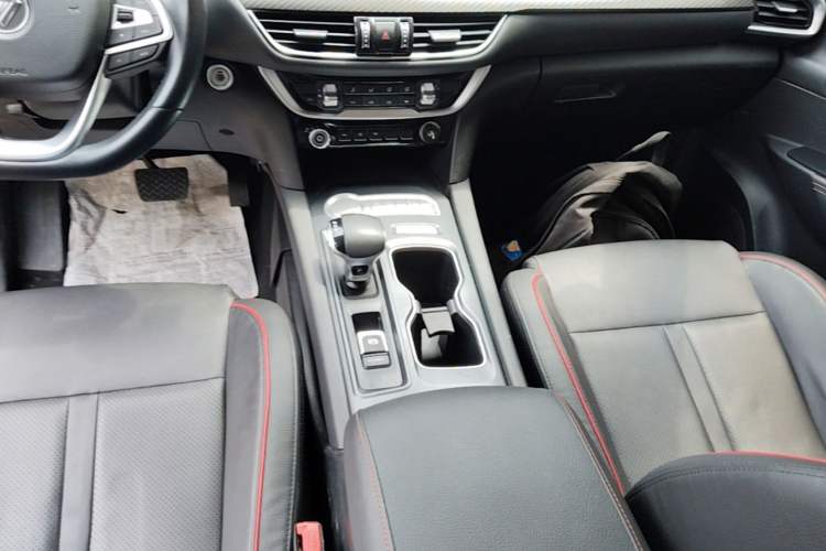 Used Foton EV 2022 National Glory Edition Multi-Purpose Truck Gear Lever