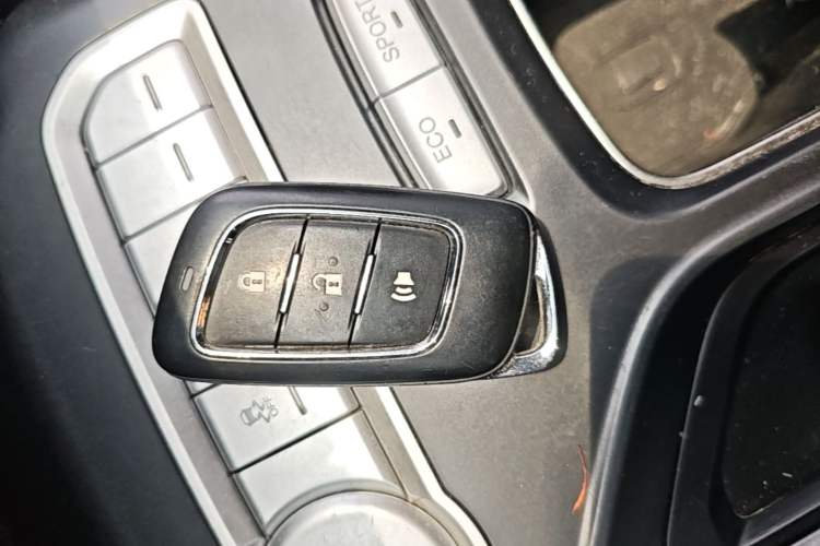 Used Foton EV 2022 National Glory Edition Multi-Purpose Truck Interior 1