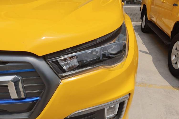 Used Foton EV 2022 National Glory Edition Multi-Purpose Truck Left Front Headlight