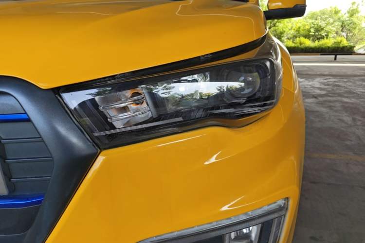 Used Foton EV 2022 National Glory Edition Multi-Purpose Truck Left Front Headlight