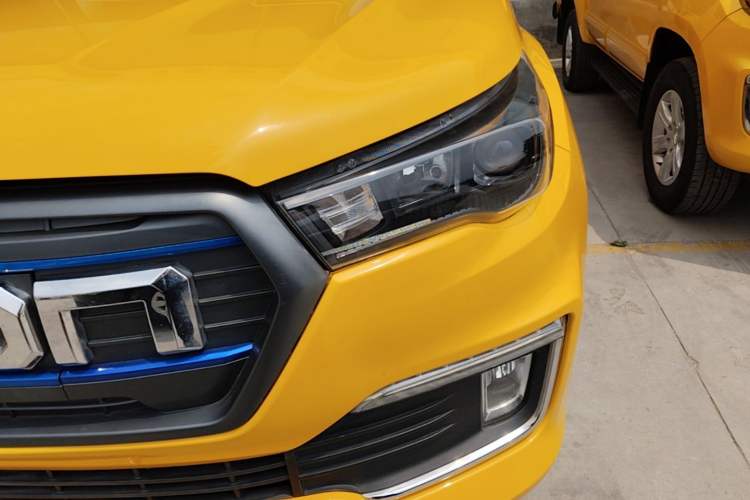 Used Foton EV 2022 National Glory Edition Multi-Purpose Truck Left Front Headlight