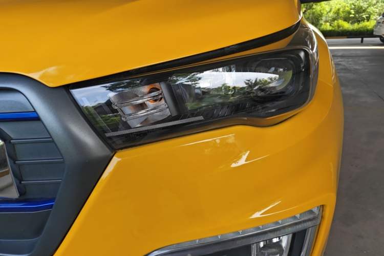 Used Foton EV 2022 National Glory Edition Multi-Purpose Truck Left Front Headlight