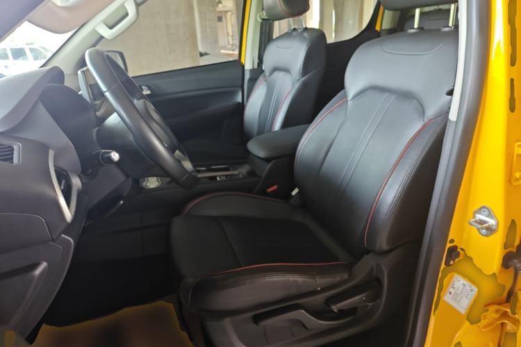 Used Foton EV 2022 National Glory Edition Multi-Purpose Truck Left Front Seat