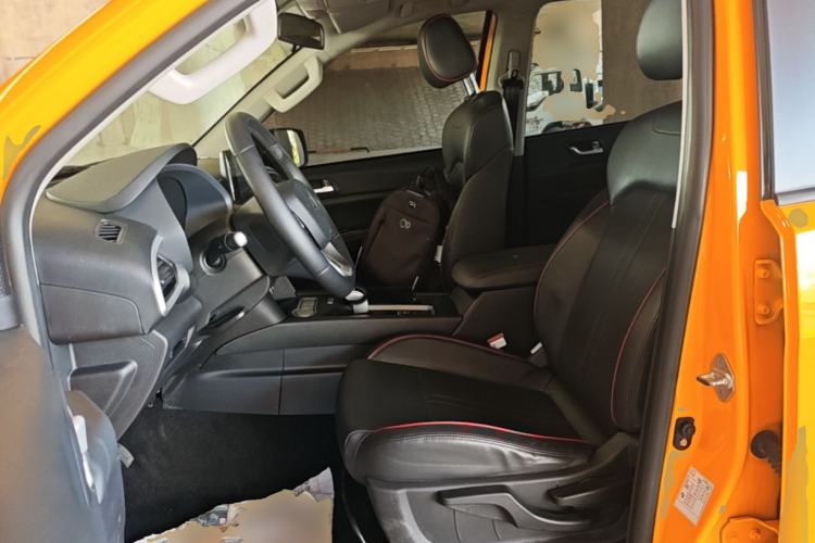 Used Foton EV 2022 National Glory Edition Multi-Purpose Truck Left Front Seat
