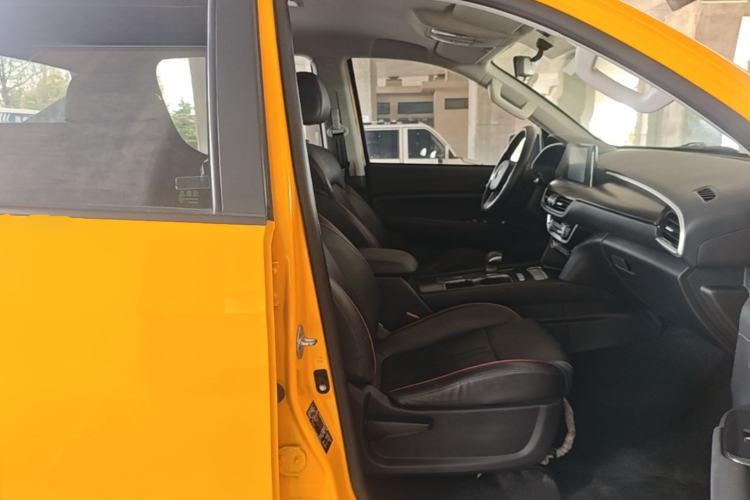 Used Foton EV 2022 National Glory Edition Multi-Purpose Truck Right Front Seat