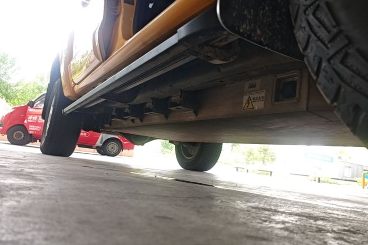 Used Foton EV 2022 National Glory Edition Multi-Purpose Truck Right Side Sill