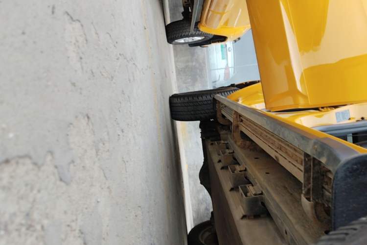 Used Foton EV 2022 National Glory Edition Multi-Purpose Truck Right Side Sill