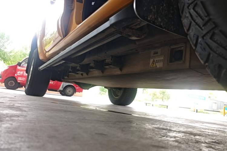 Used Foton EV 2022 National Glory Edition Multi-Purpose Truck Right Side Sill
