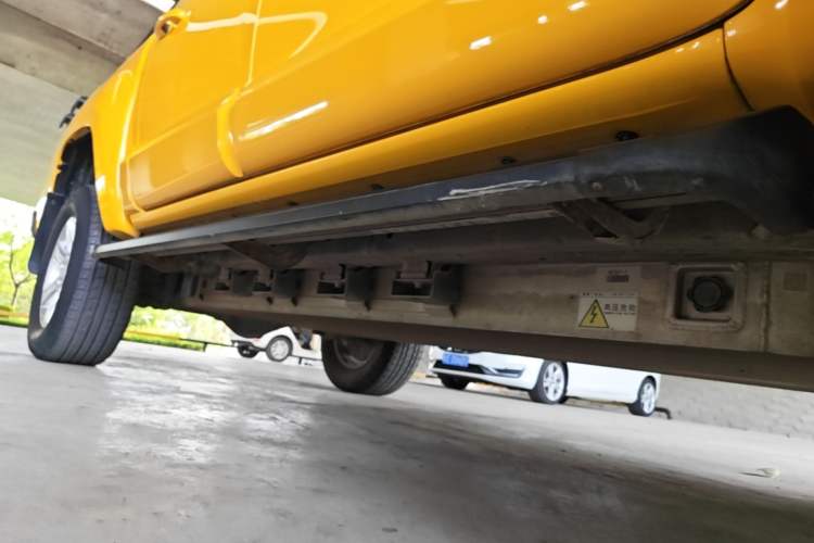 Used Foton EV 2022 National Glory Edition Multi-Purpose Truck Right Side Sill