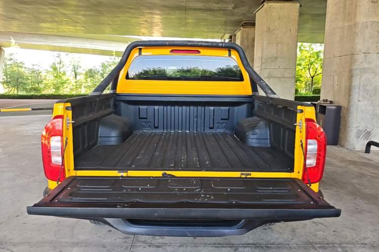 Used Foton EV 2022 National Glory Edition Multi-Purpose Truck Trunk