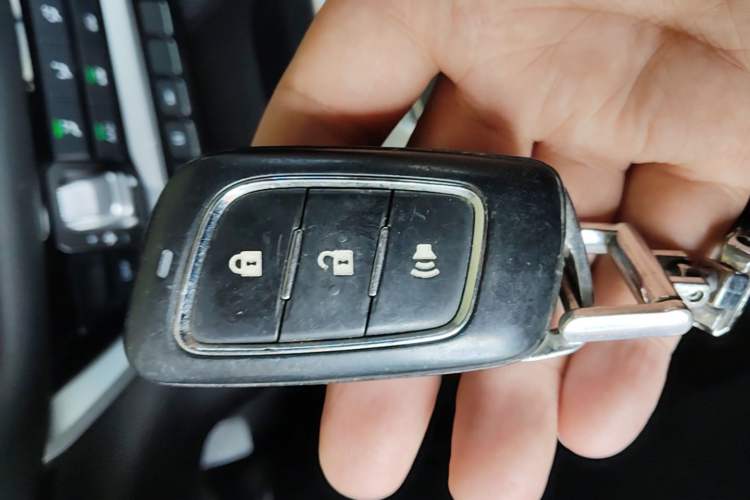 Used Foton EV 2022 National Glory Edition Multi-Purpose Truck Vehicle Key