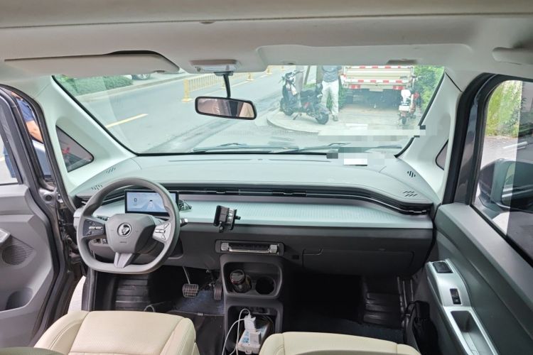 Used Foton Fengjing i9 2025 Model: Multi-Purpose Long-Wheelbase Front-Drive, CATL 66.67 kWh, Smart Journey Edition, Flat Roof, Single Tire, 6 Seats Center Console