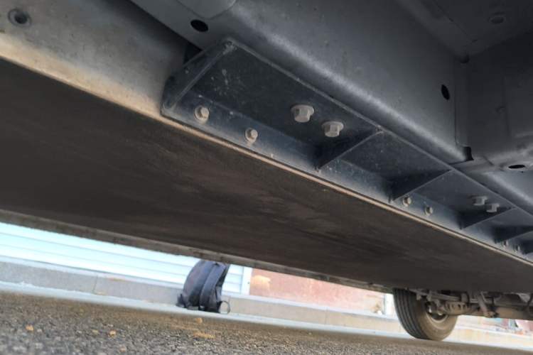 Used Foton Fengjing i9  Chassis Front Left
