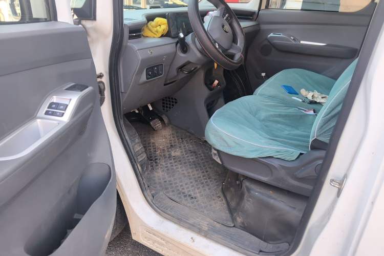 Used Foton Fengjing i9  Driver Seat