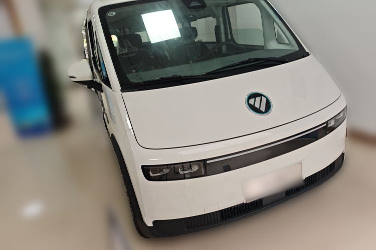 Used Foton Fengjing i9 2025 Model—Multi-purpose Long-axle Front-wheel-drive, CATL 50.23 kWh, Zhiyuan Edition, Flat Roof, Single Tire, 6 Seats Front Right 45 Deg