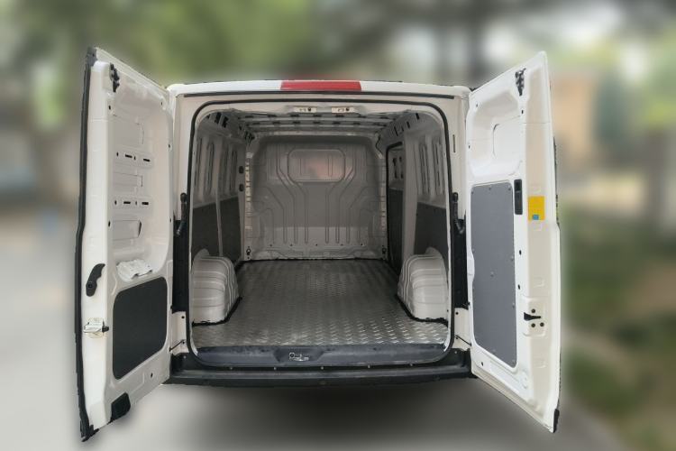 Used Foton Fengjing i9 2025 Model—Professional Logistics Long-axle Front-wheel-drive, CATL 50.23 kWh, Zhiyuan Edition, Flat Roof, Single Tire, 2 Seats Trunk