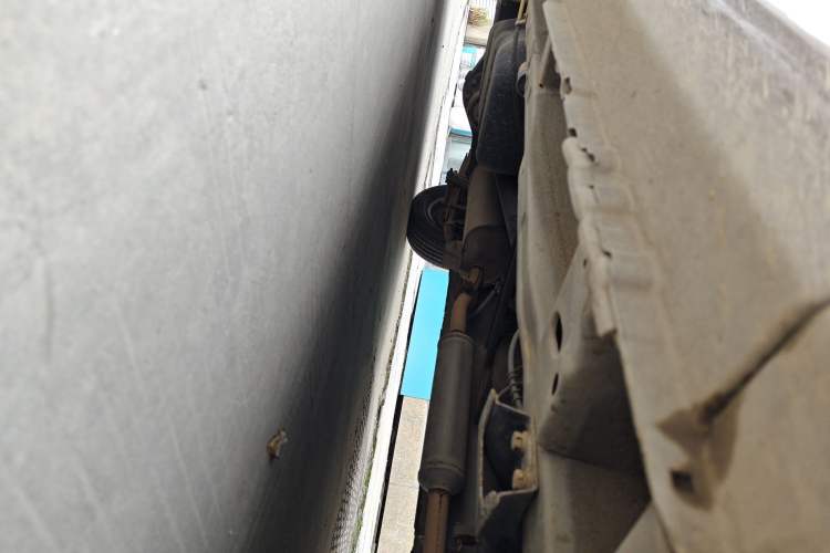Used Foton Gatu ix5 2016 1.5L Zhiyue Model Chassis Front Right