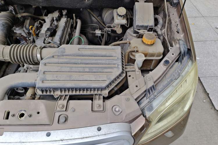 Used Foton Gatu ix5 2016 1.5L Zhiyue Model Engine Bay Left