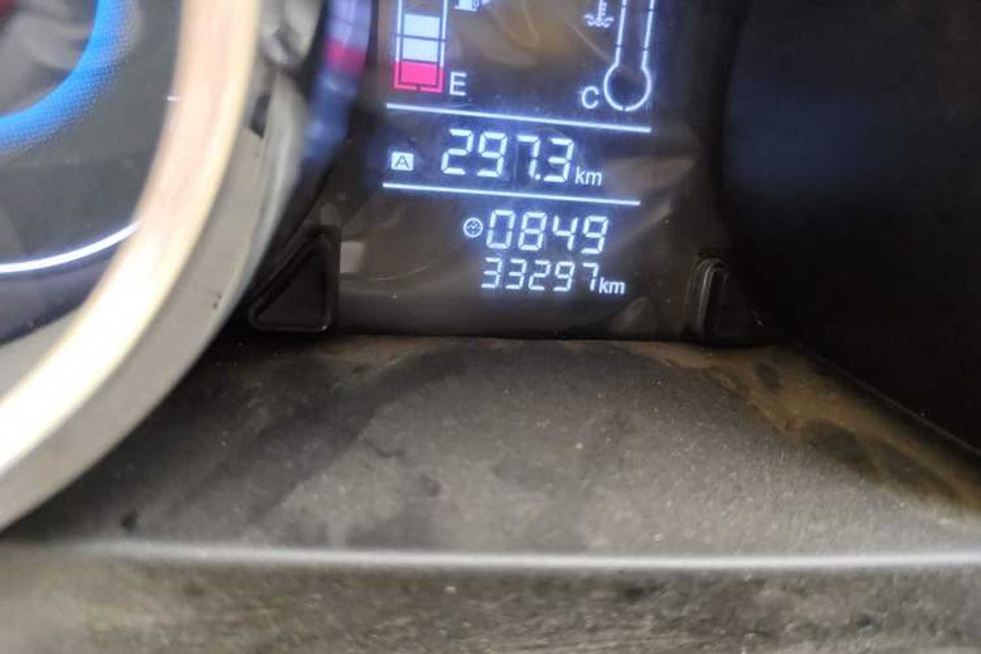 Used Foton Gatu ix5 2016 1.5L Zhiyue Model Odometer Close Up