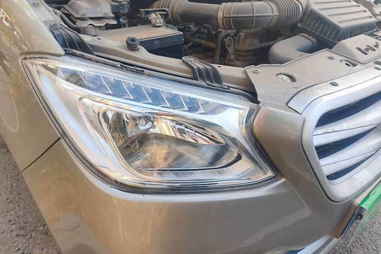 Used Foton Gatu ix5 2016 1.5L Zhiyue Model Right Front Headlight