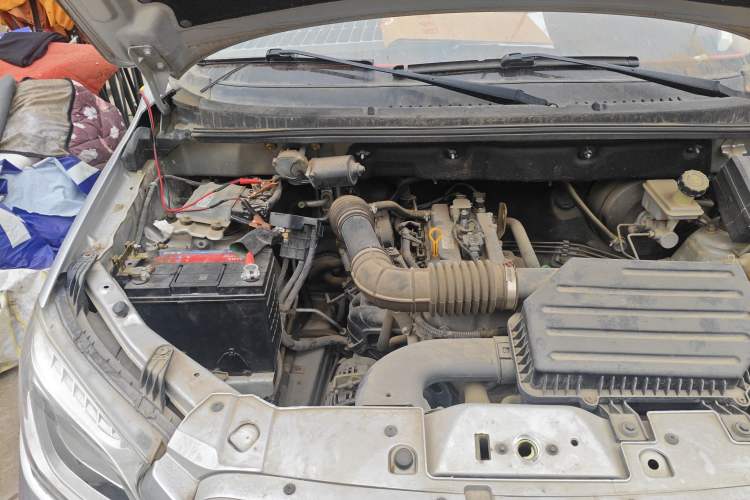 Used Foton Gatu ix5 2016 1.5L ZhiZhen Trim Engine Bay Right