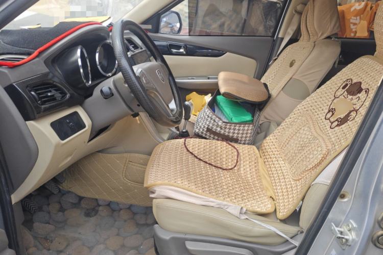 Used Foton Gatu ix5 2016 1.5L ZhiZhen Trim Left Front Seat