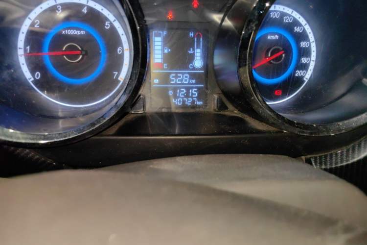 Used Foton Gatu ix5 2016 1.5L Zhiyue Model Odometer Close Up
