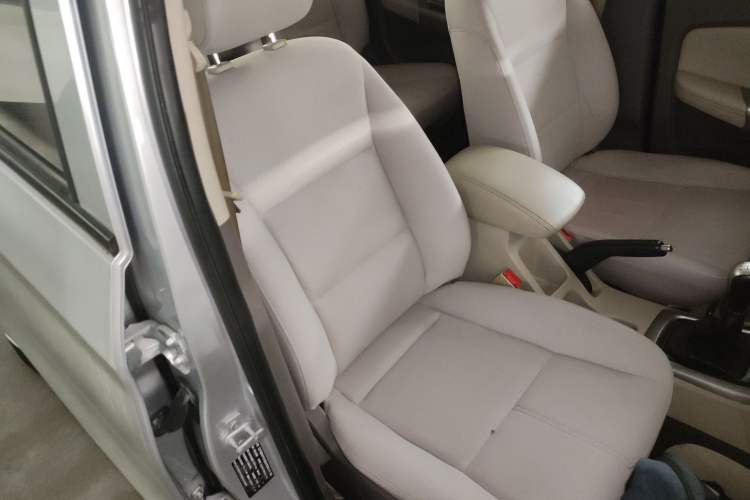 Used Foton Gatu ix5 2016 1.5L Zhiyue Model Right Front Seat