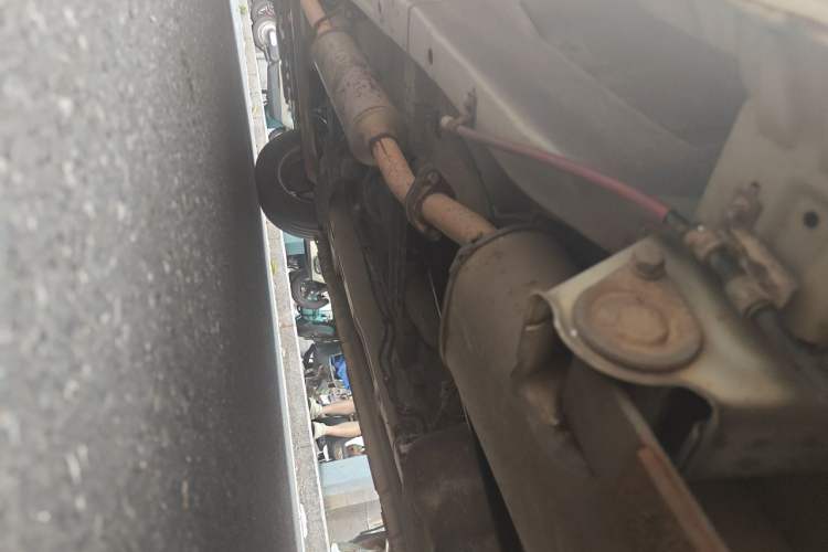 Used Foton Gatu ix5 2016 1.5L Zhiyue Model Chassis Rear Left
