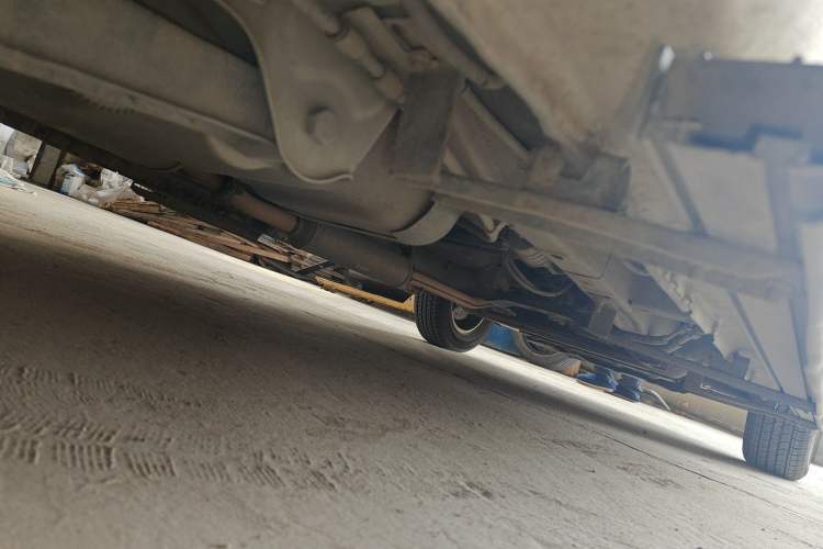 Used Foton Gatu ix5 2016 1.5L Smart Enjoyment Version Chassis Rear Right