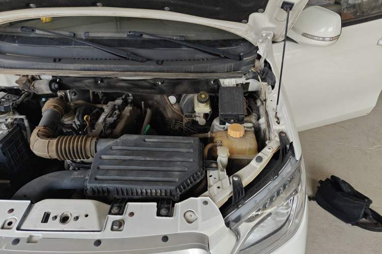 Used Foton Gatu ix5 2016 1.5L Smart Enjoyment Version Engine Bay Left