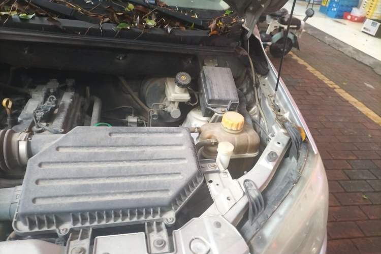 Used Foton Gatu ix5 2016 1.5L Zhiyue Model Engine Bay Left