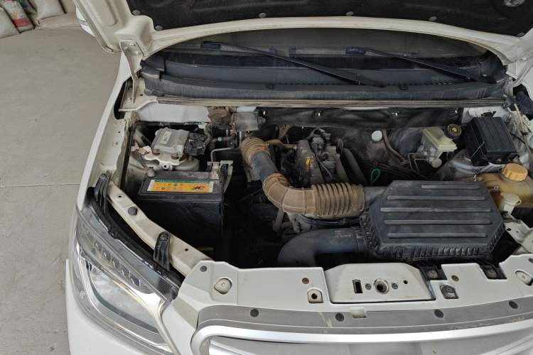 Used Foton Gatu ix5 2016 1.5L Smart Enjoyment Version Engine Bay Right