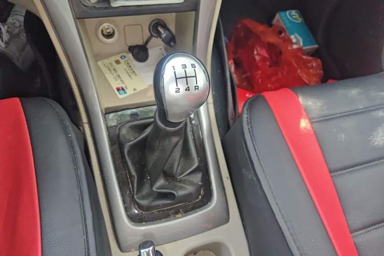 Used Foton Gatu ix5 2016 1.5L Zhiyue Model Gear Lever