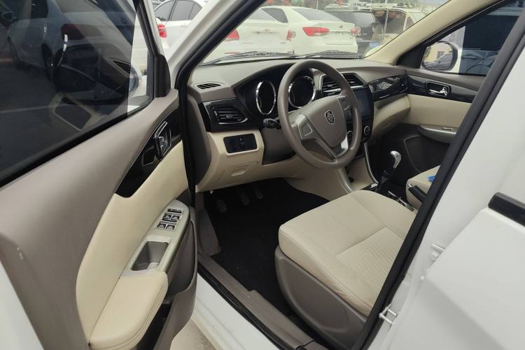 Used Foton Gatu ix5 2016 1.5L Zhiyue Model Interior 2