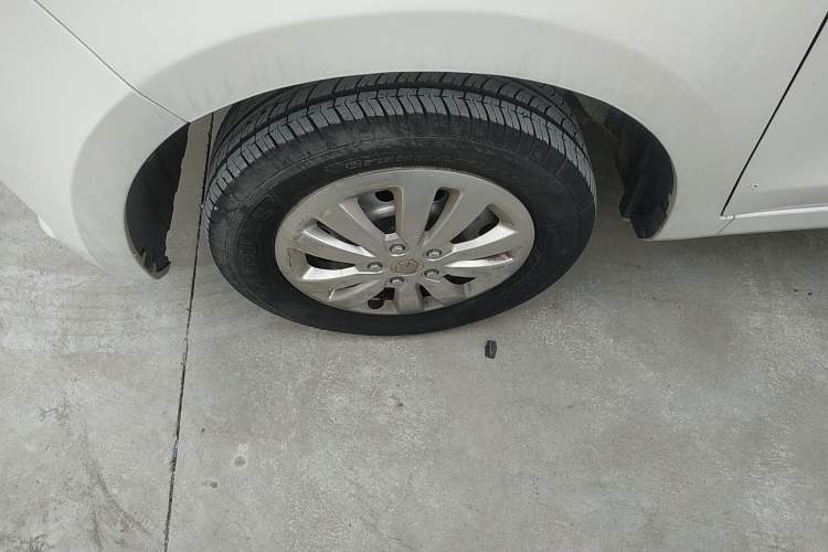 Used Foton Gatu ix5 2016 1.5L Zhiyue Model Left Front Wheel Hub
