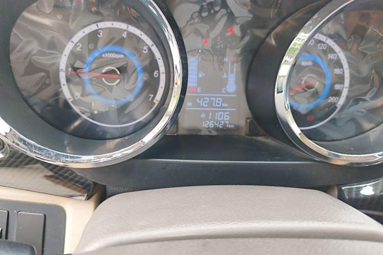 Used Foton Gatu ix5 2016 1.5L Zhiyue Model Odometer Close Up