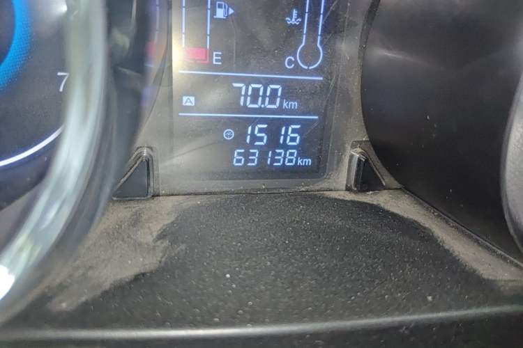 Used Foton Gatu ix5 2016 1.5L Zhiyue Model Odometer Close Up