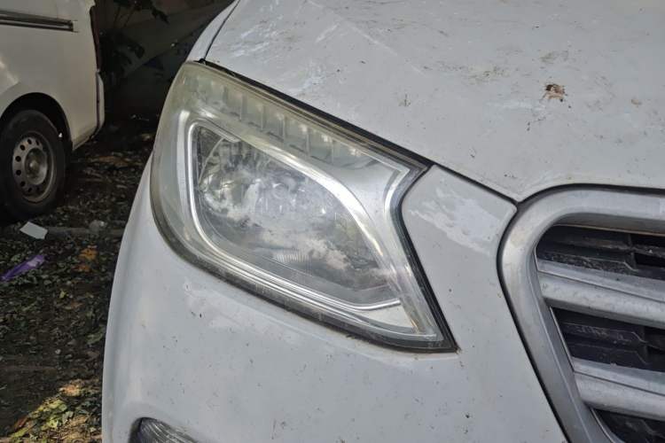 Used Foton Gatu ix5 2016 1.5L Zhiyue Model Right Front Headlight
