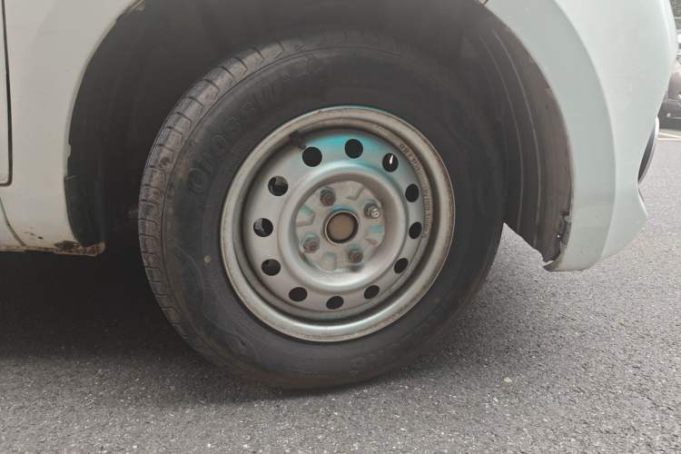 Used Foton Gatu ix5 2016 1.5L Zhiyue Model Right Front Wheel Hub