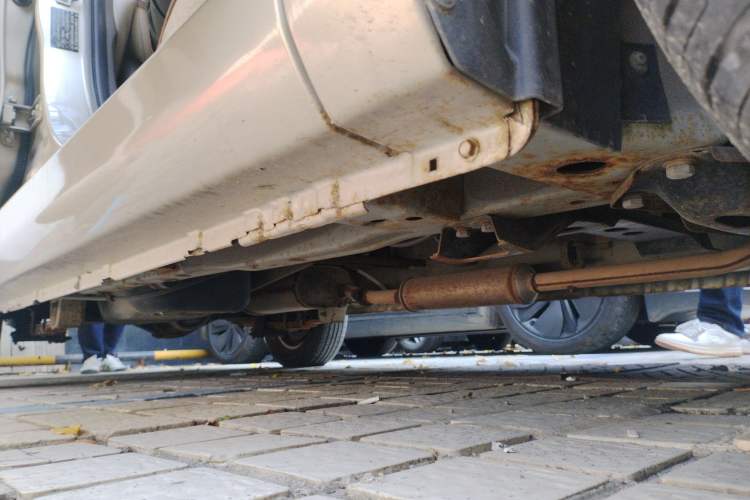 Used Foton Gatu ix5 2016 1.5L Zhiyue Model Chassis Front Right