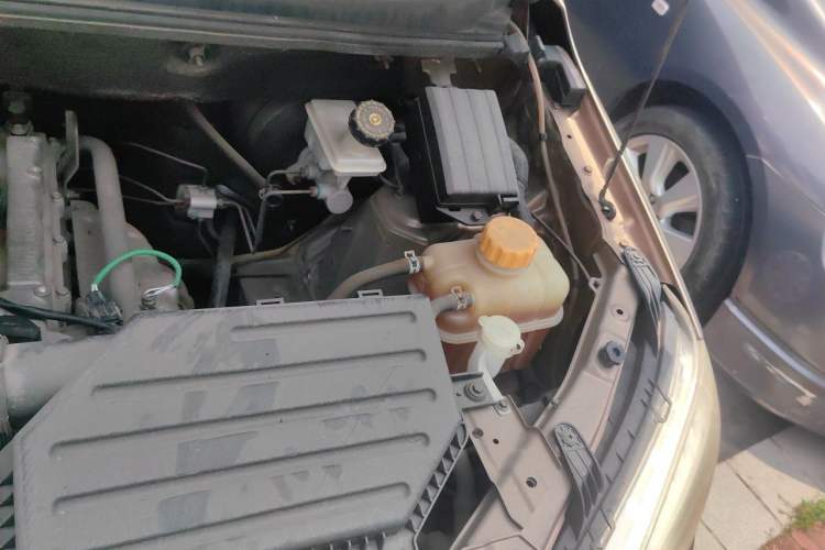 Used Foton Gatu ix5 2016 1.5L Zhiyue Model Engine Bay Left