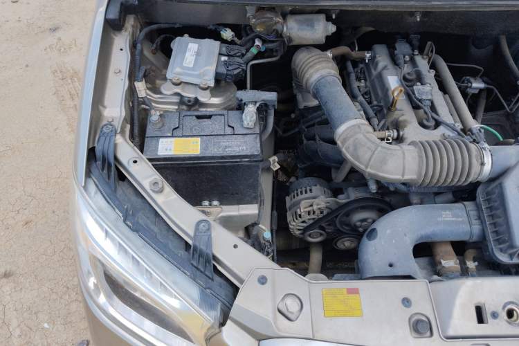 Used Foton Gatu ix5 2016 1.5L Zhiyue Model Engine Bay Right