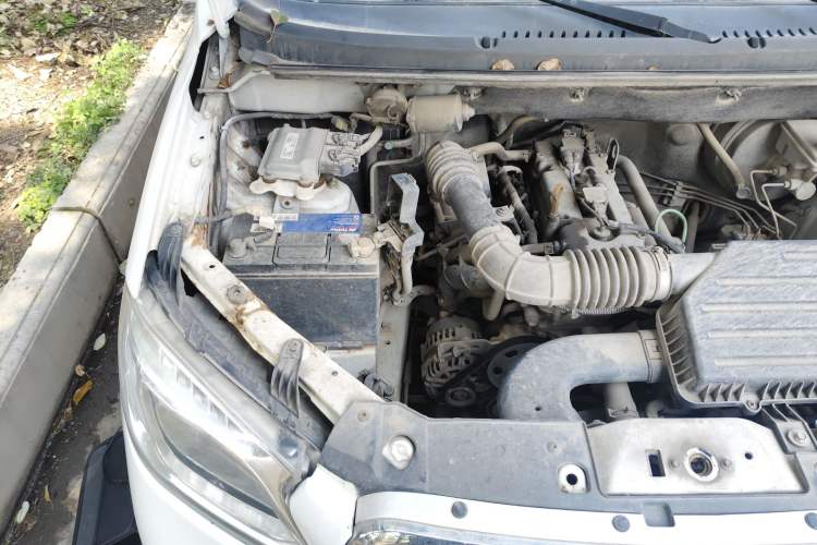 Used Foton Gatu ix5 2018 1.5L Standard Version DAM15DL Engine Bay Right