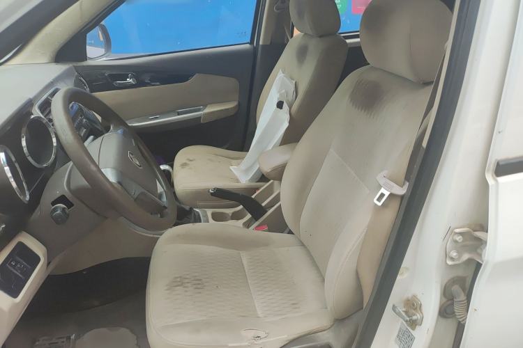 Used Foton Gatu ix5 2018 1.5L Comfort Model DAM15DL Left Front Seat