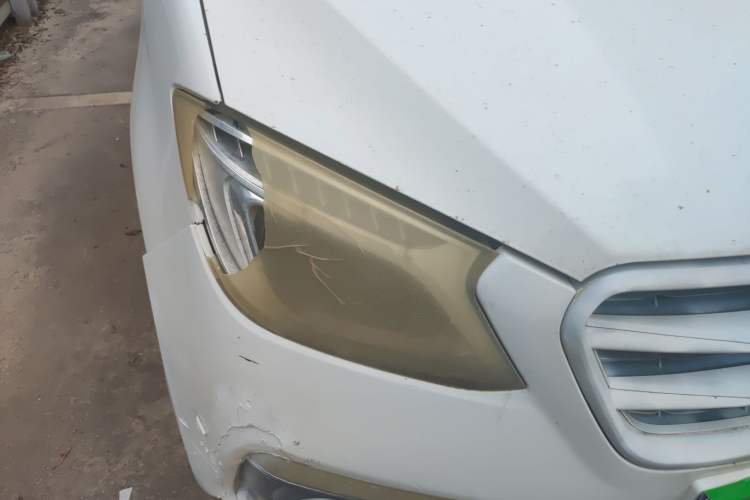 Used Foton Gatu ix5 2018 1.5L Comfort Model DAM15DL Right Front Headlight