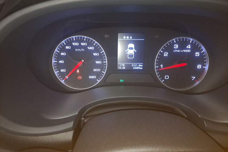 Used Foton General F9 2022 2.0T Gasoline Manual 4x4 Enjoyment Version Standard Cab 4G20TI5 Odometer Close Up