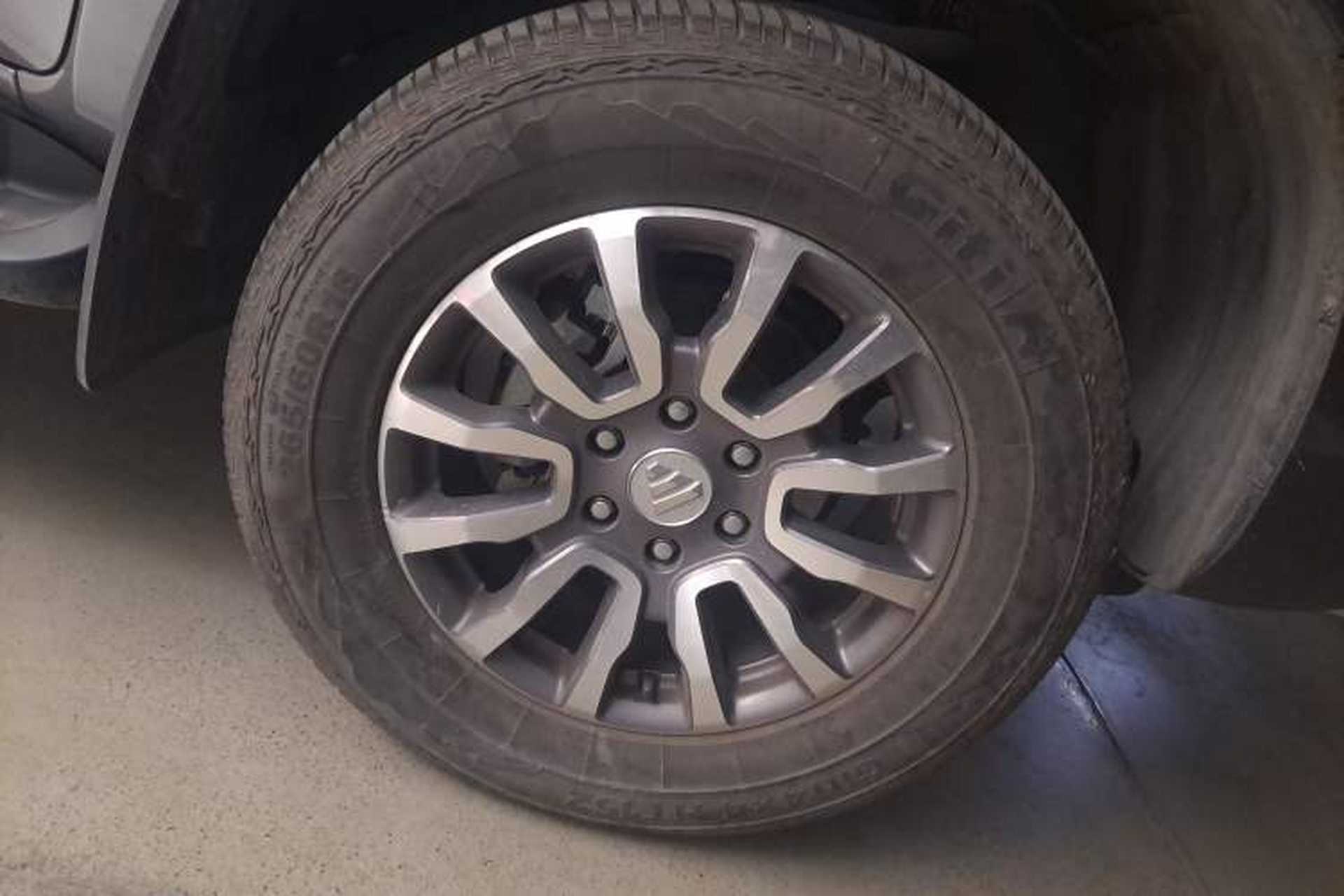 Used Foton General F9 2022 2.0T Gasoline Manual 4x4 Enjoyment Version Standard Cab 4G20TI5 Right Front Wheel Hub