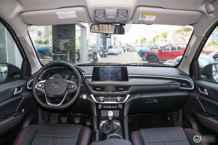 Used Foton General F9 2023 2.0T Gasoline Manual 4x4 Struggle Elite Long-Box Version 4G20TI5 Interior 2