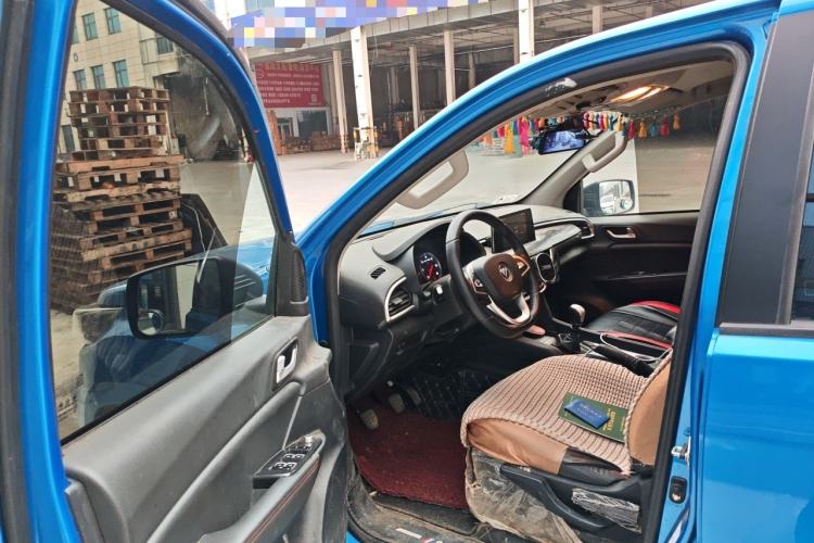 Used Foton General F9 2022 2.0T Diesel Manual 4x4 Enjoyment Version with Long Bed – 4F20TC Driver Seat